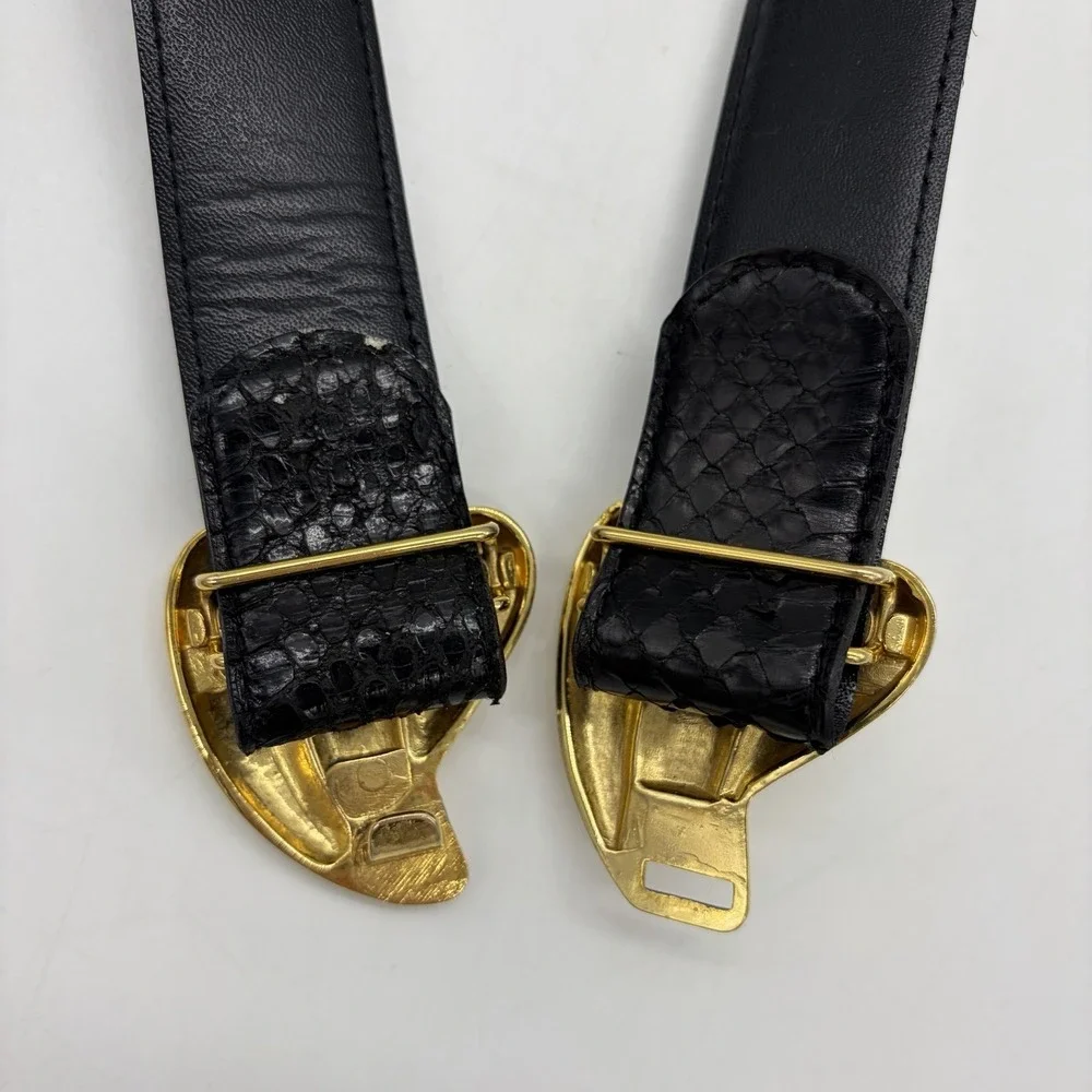 Vintage 80's Womens M/L Belt Black Genuine Snakeskin Sculptural Gold Tone Buckle